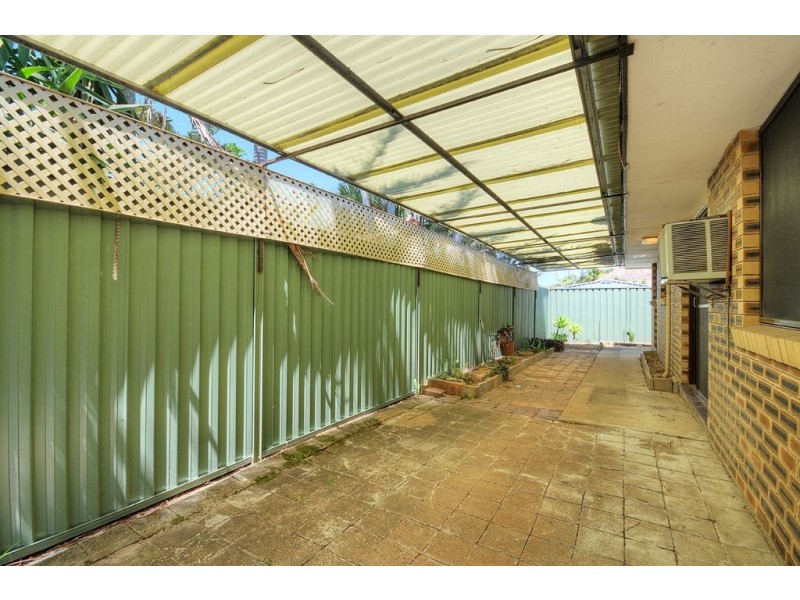 19 Koomooloo Court, Mermaid Waters QLD 4218