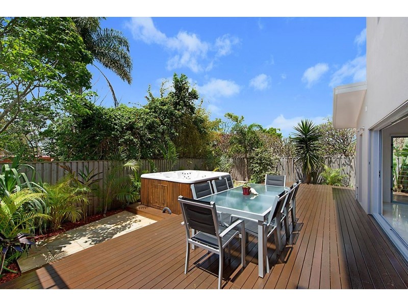 2/43 Avanti Street, Mermaid Waters QLD 4218