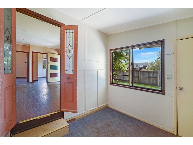 44 Christine Avenue, Miami QLD 4220