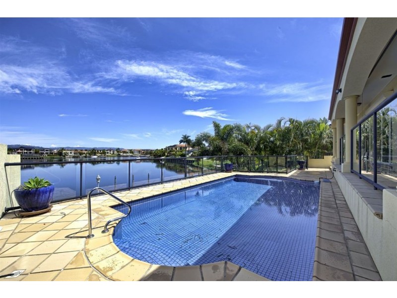 48 Bollard Circuit, Clear Island Waters QLD 4226