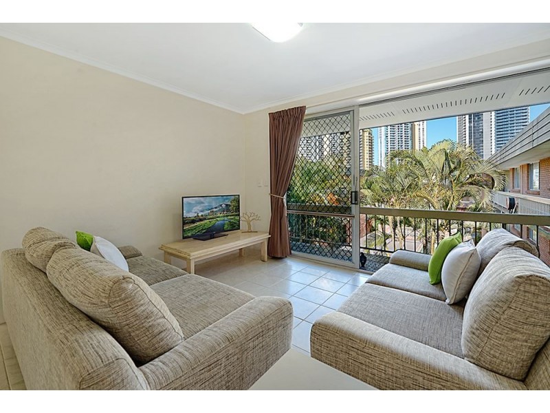 18 Tarcoola Crescent, Surfers Paradise QLD 4217