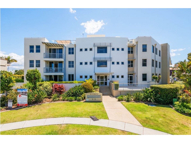 6/16-18 Canal Avenue, Runaway Bay QLD 4216