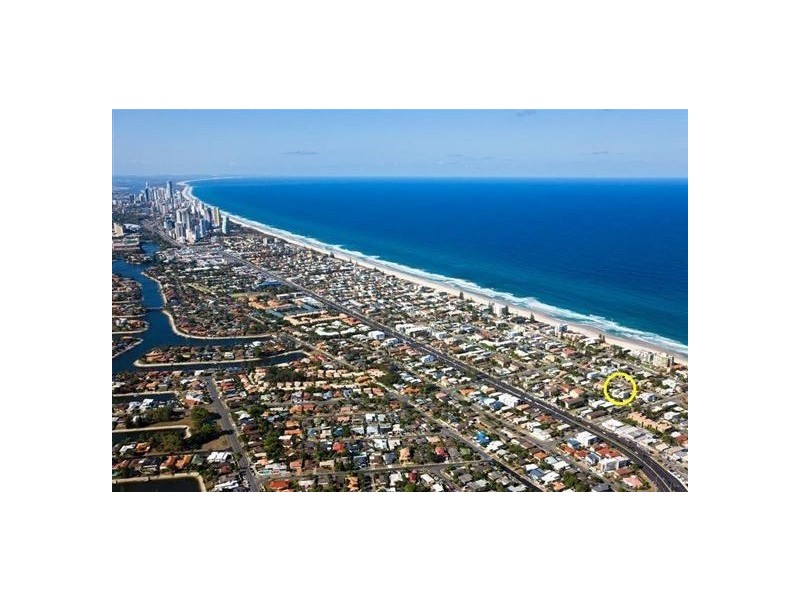 1/53 – 55 Petrel Avenue, Mermaid Beach QLD 4218