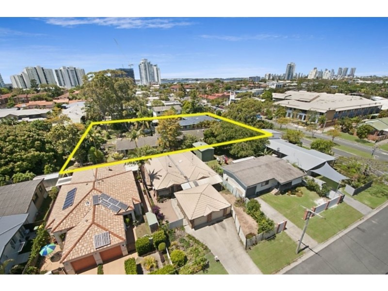 51 Imperial Parade, Labrador QLD 4215