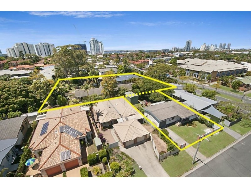 51 Imperial Parade, Labrador QLD 4215