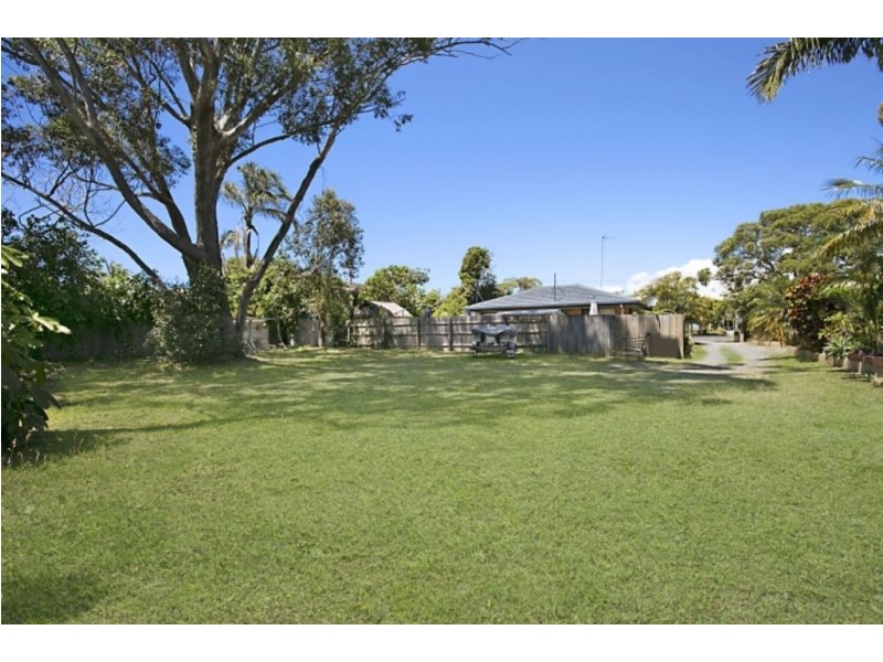 51 Imperial Parade, Labrador QLD 4215