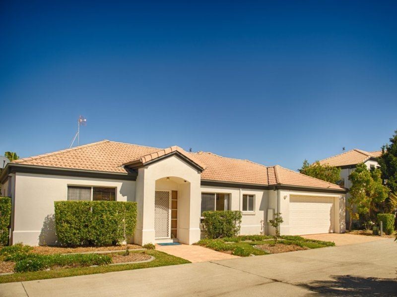 28/34 Albicore Street, Mermaid Waters QLD 4218