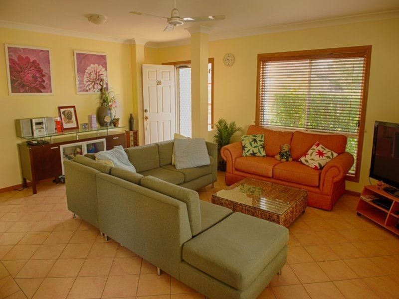 28/34 Albicore Street, Mermaid Waters QLD 4218