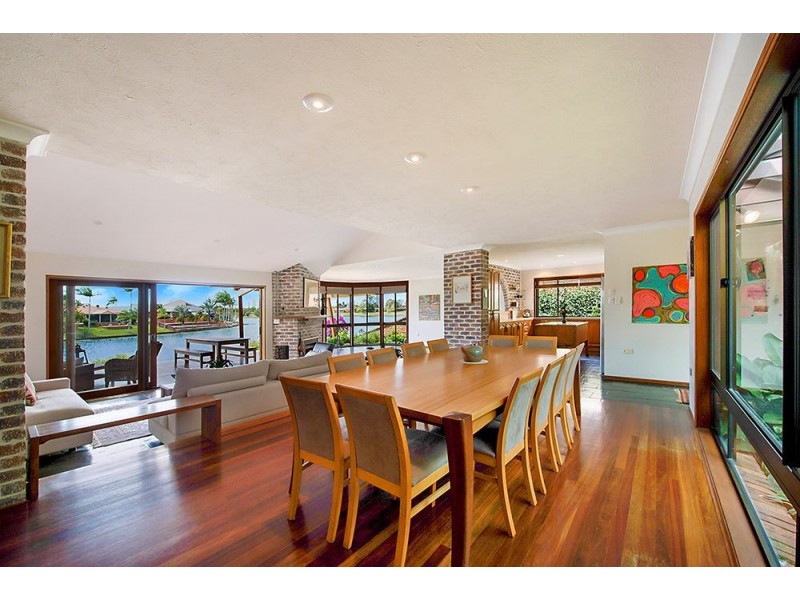 13 Deloraine Court, Mermaid Waters QLD 4218