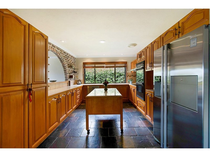 13 Deloraine Court, Mermaid Waters QLD 4218