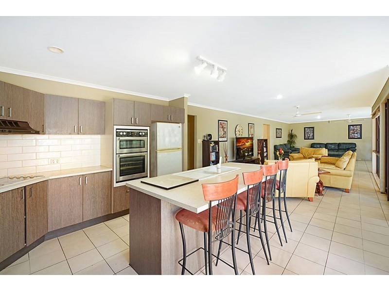 15 Portobello Drive, Mermaid Waters QLD 4218