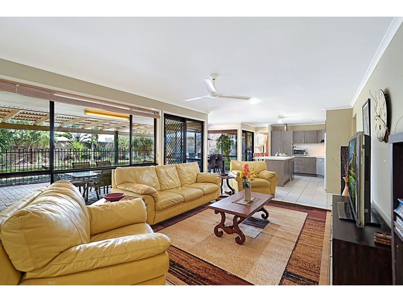 15 Portobello Drive, Mermaid Waters QLD 4218