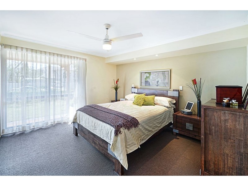 15 Portobello Drive, Mermaid Waters QLD 4218