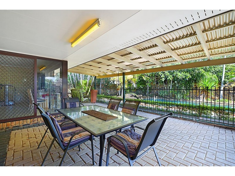 15 Portobello Drive, Mermaid Waters QLD 4218