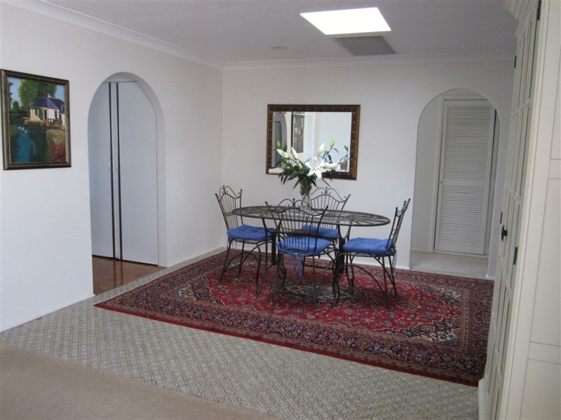 55 Gibraltar Drive, Isle Of Capri QLD 4217