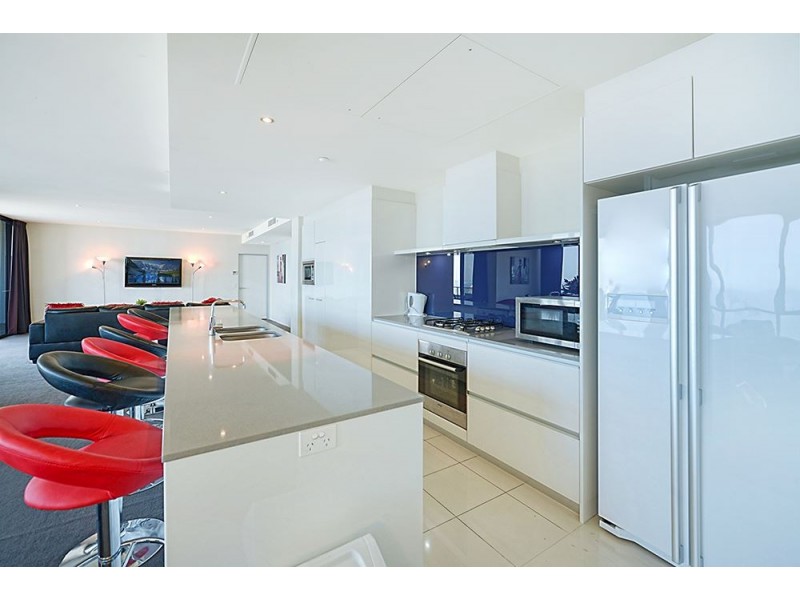 9 Ferny Avenue, Surfers Paradise QLD 4217