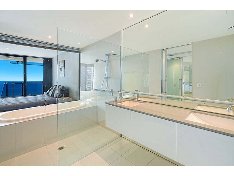 9 Ferny Avenue, Surfers Paradise QLD 4217