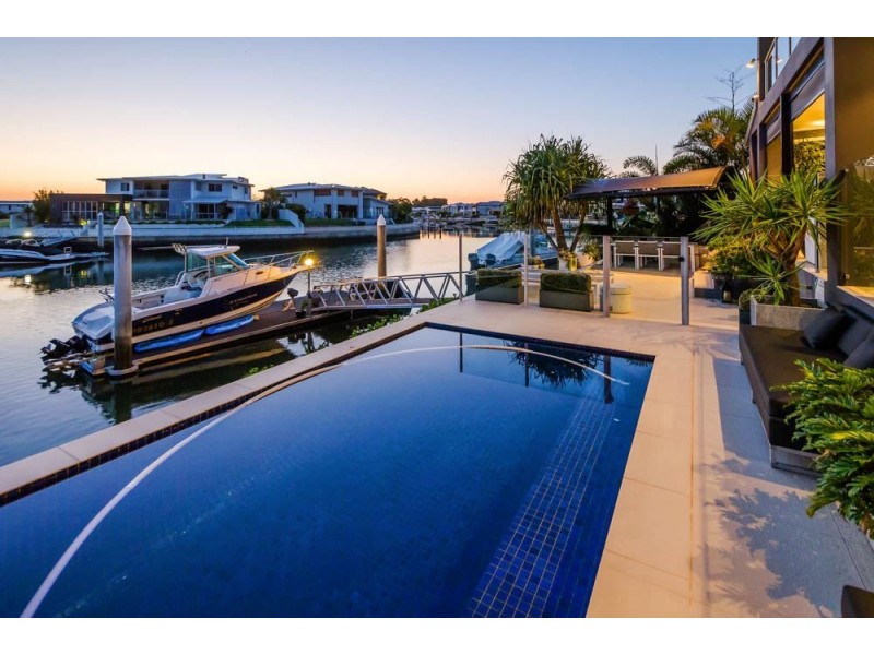 36 East Quay Drive, Biggera Waters QLD 4216