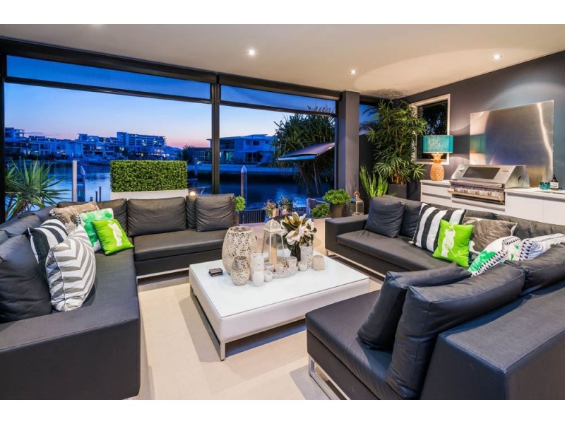 36 East Quay Drive, Biggera Waters QLD 4216
