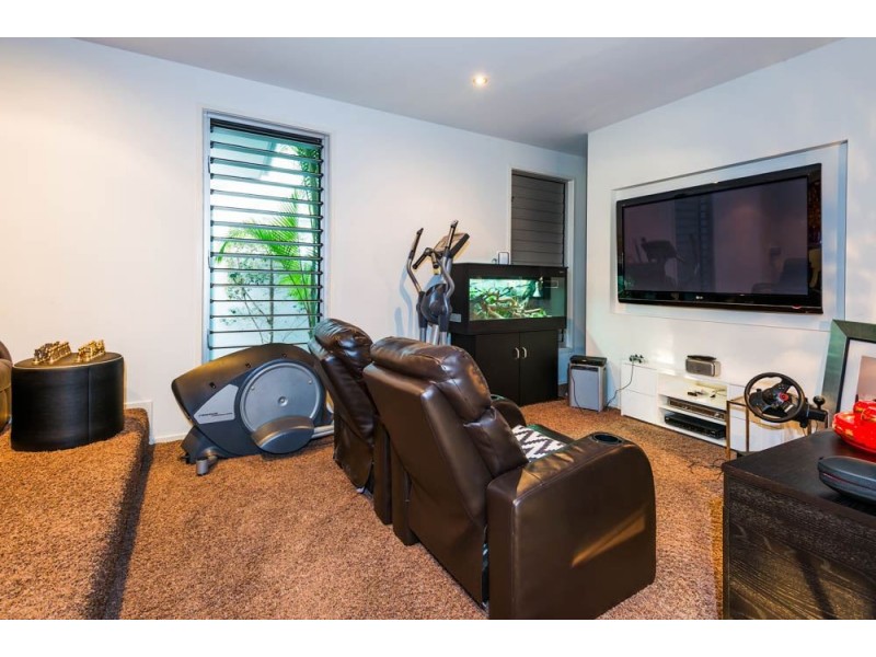 36 East Quay Drive, Biggera Waters QLD 4216