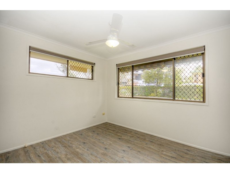 11 Mediterranean Drive, Benowa QLD 4217