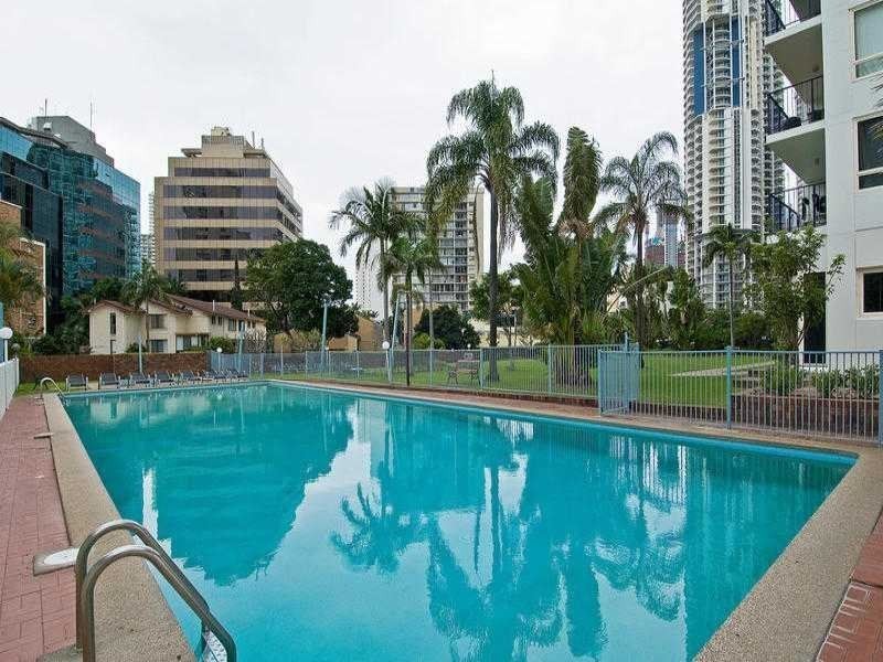 15D Condor/2 Riverview Parade, Surfers Paradise QLD 4217