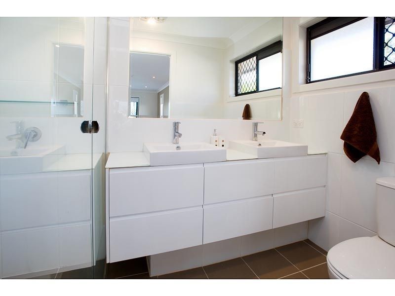 3 Gretel Place, Hollywell QLD 4216