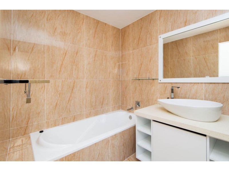 1/39 Parr Street, Biggera Waters QLD 4216