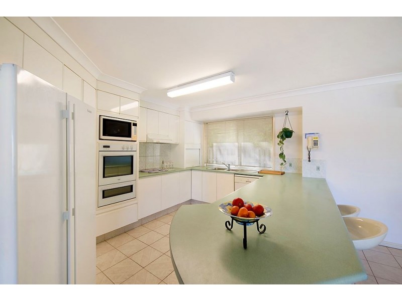 2 Port Jackson Boulevard, Clear Island Waters QLD 4226