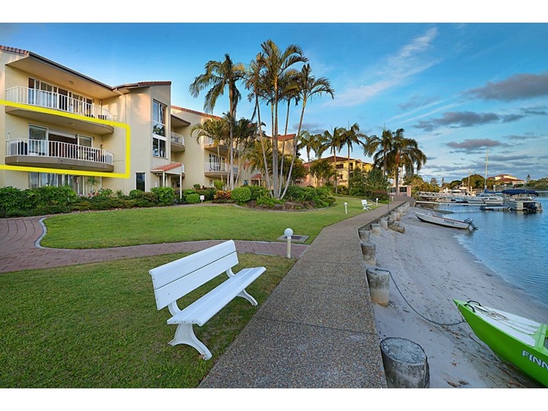 33/22 Jennifer Avenue, Runaway Bay QLD 4216