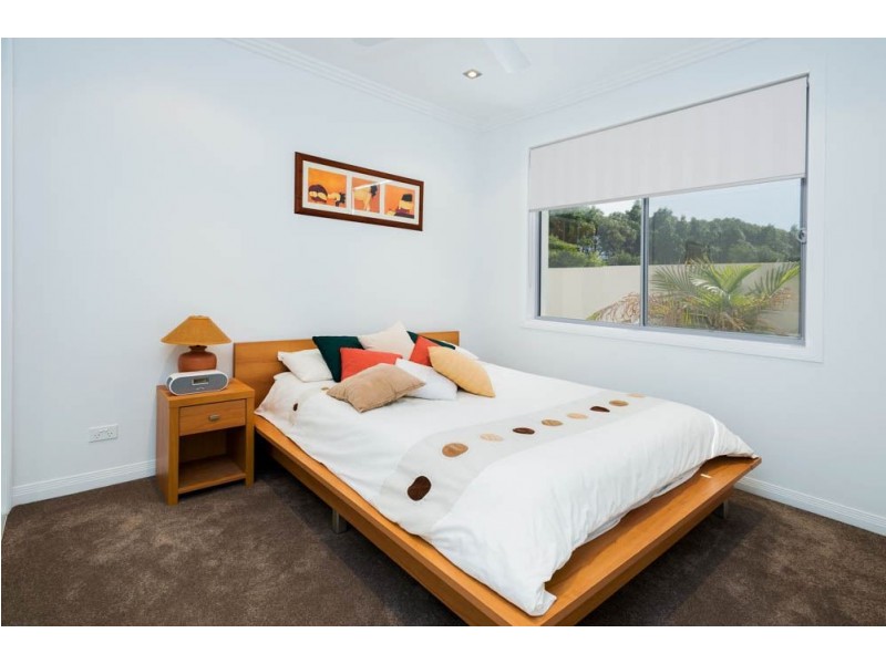 2/24 Compass Drive, Biggera Waters QLD 4216