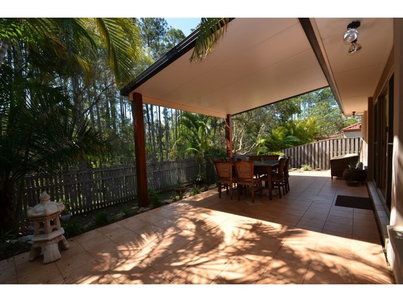 5 Ranier Crescent, Varsity Lakes QLD 4227