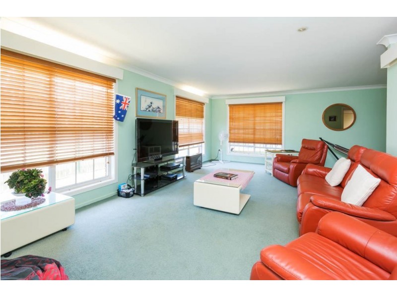 39 Ashbourne Terrace, Biggera Waters QLD 4216