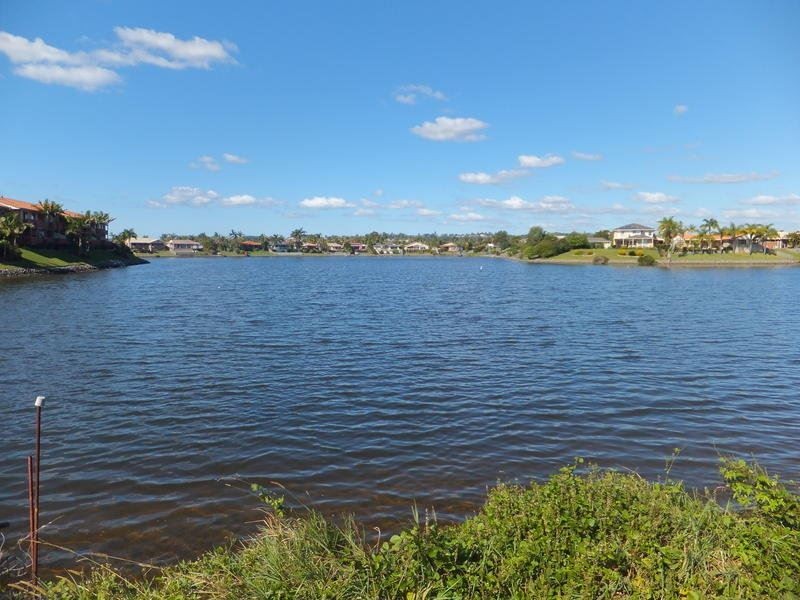16 Seafoam Close, Varsity Lakes QLD 4227
