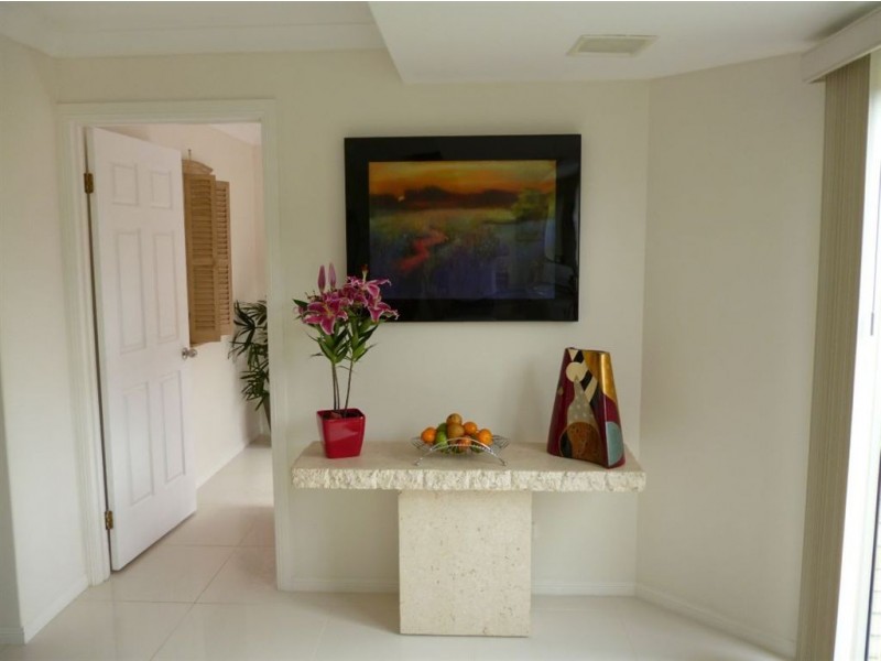 11 Rio Vista Blvd, Broadbeach Waters QLD 4218