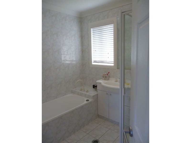 11 Rio Vista Blvd, Broadbeach Waters QLD 4218