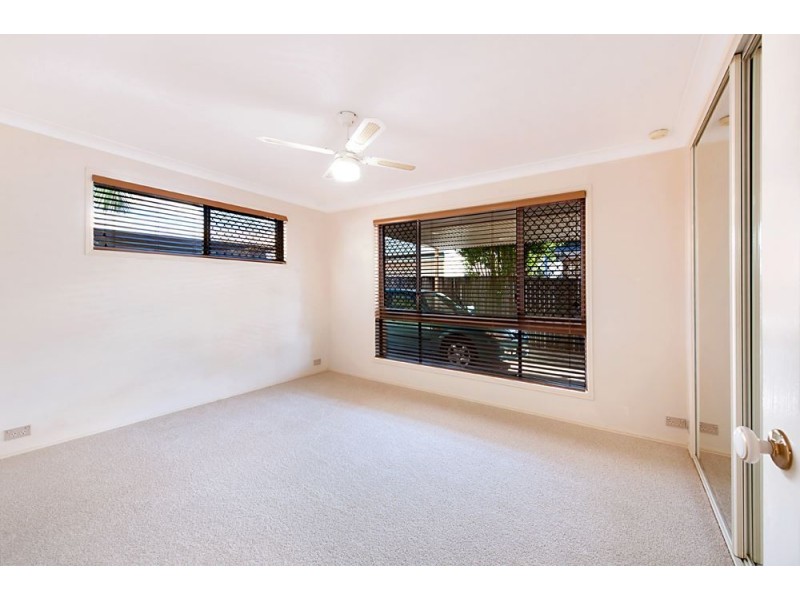 54 Victor Ave, Paradise Point QLD 4216