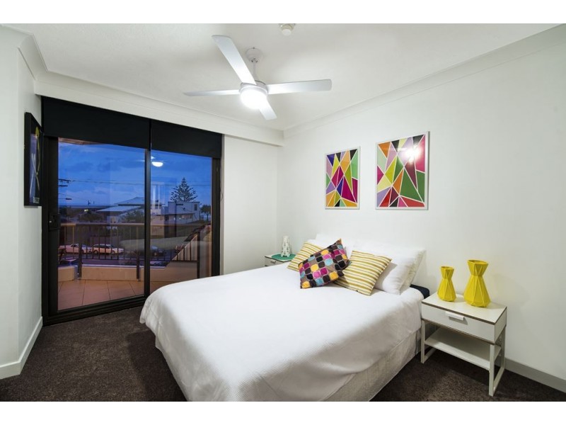 8/3574 Main Beach Parade, Main Beach QLD 4217