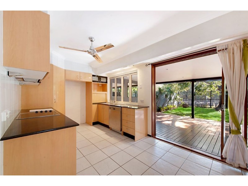 1/80 Kangaroo Avenue, Coombabah QLD 4216