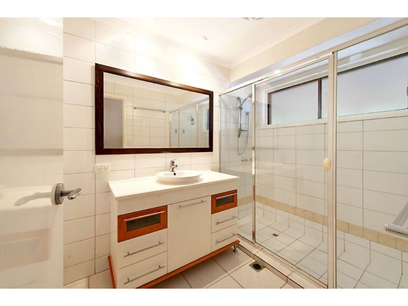 1/80 Kangaroo Avenue, Coombabah QLD 4216