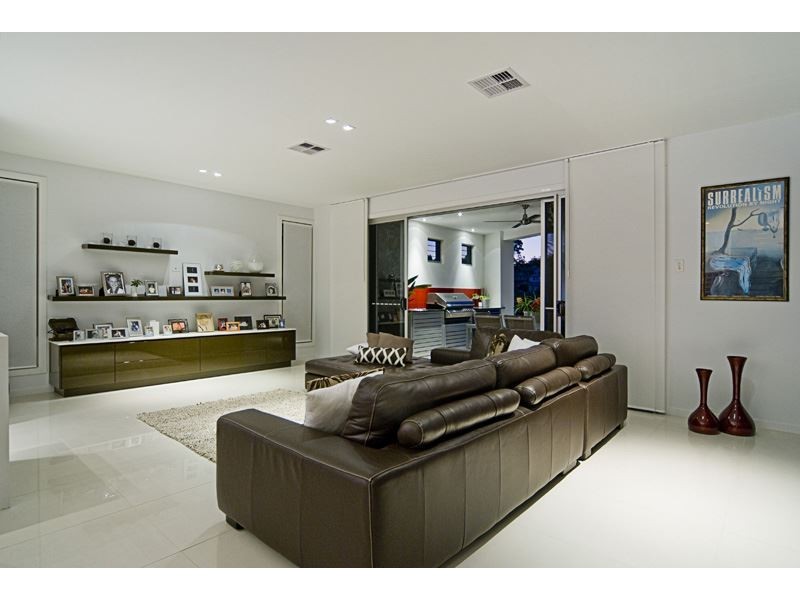 26 Middle Quay, Biggera Waters QLD 4216