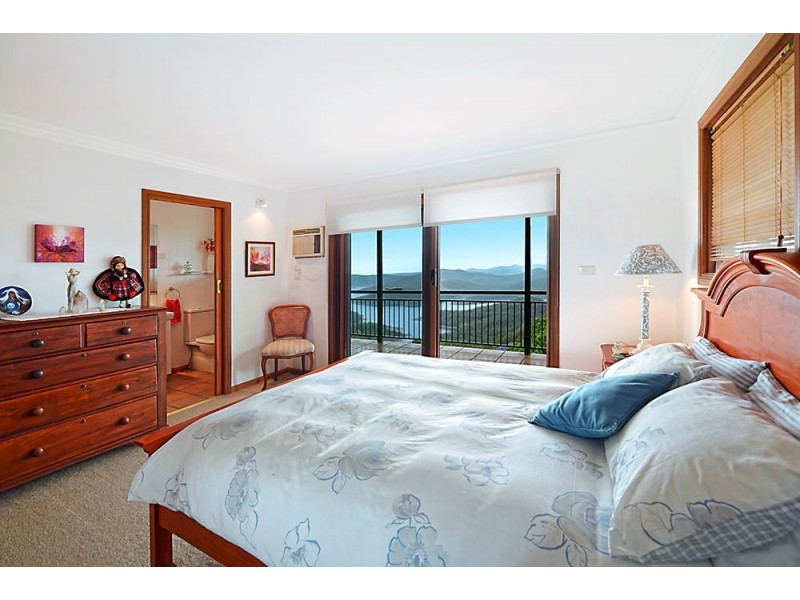 26 Loop Road, Lower Beechmont QLD 4211