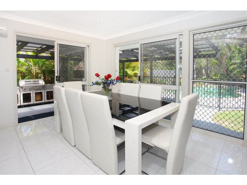 145 Glen Eagles Drive, Robina QLD 4226