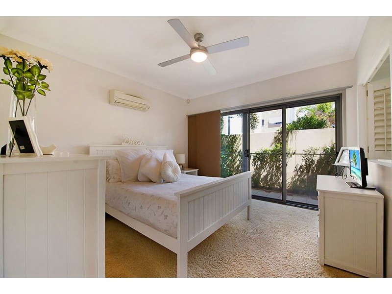 3045 Everglade Avenue, Carrara QLD 4211