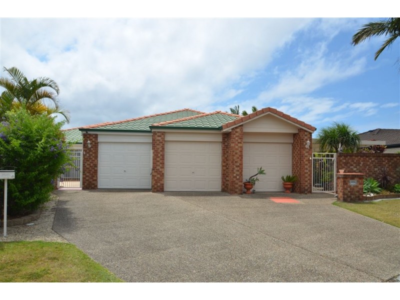 1/3 Swinburne Street, Varsity Lakes QLD 4227