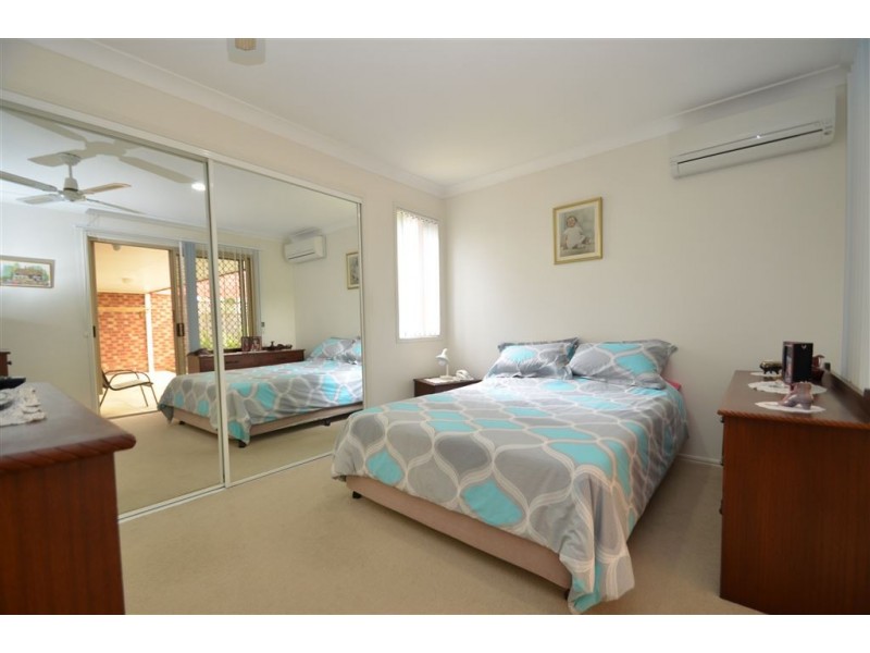 1/3 Swinburne Street, Varsity Lakes QLD 4227