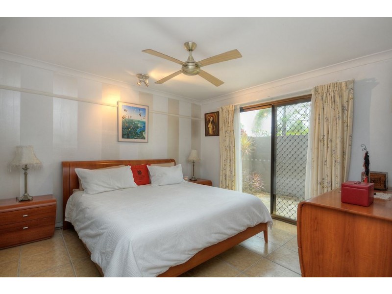 8 Wardoo Street, Ashmore QLD 4214