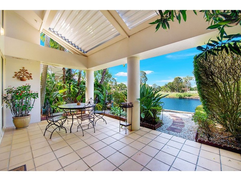 4″Lippitt”/125 Santa Cruz Boulevard, Clear Island Waters QLD 4226