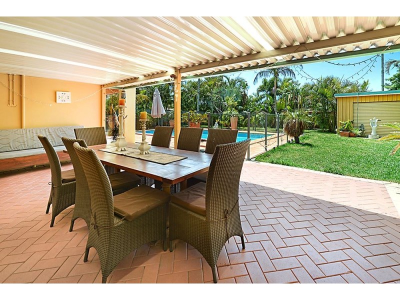 77 Rumrunner Street, Mermaid Waters QLD 4218