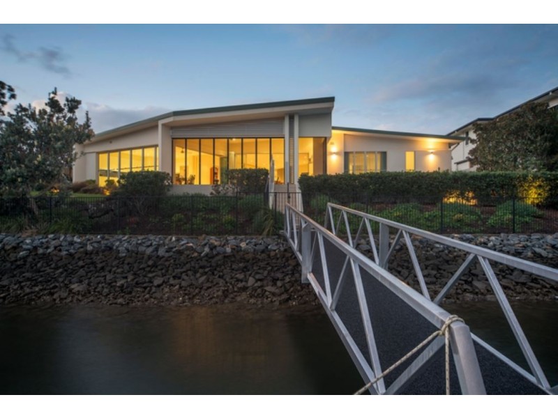2002 The Circle, Sanctuary Cove QLD 4212